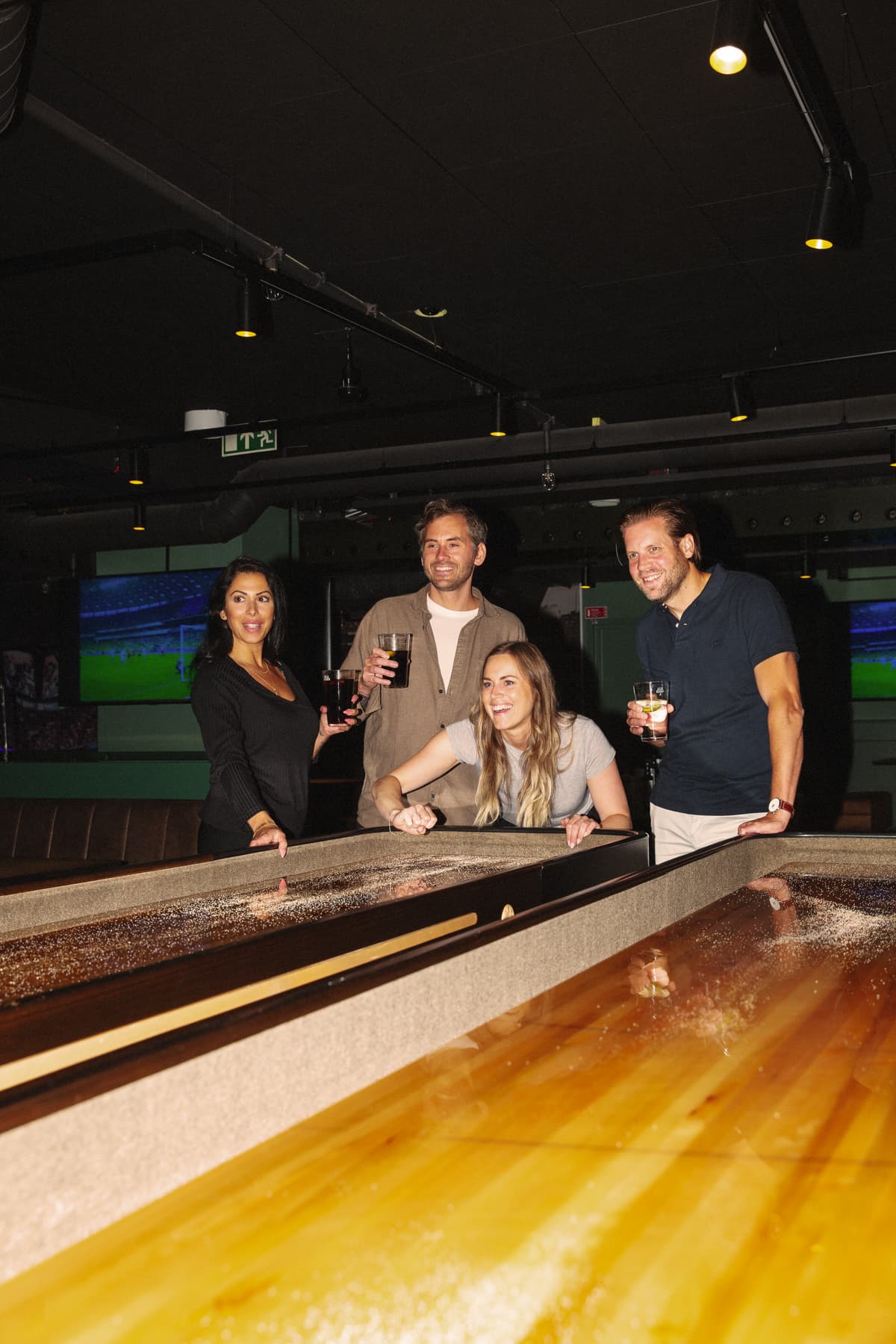 Shuffle, shuffleboard